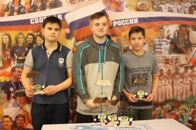 Никита Павлов продлил золотую серию питерской школы